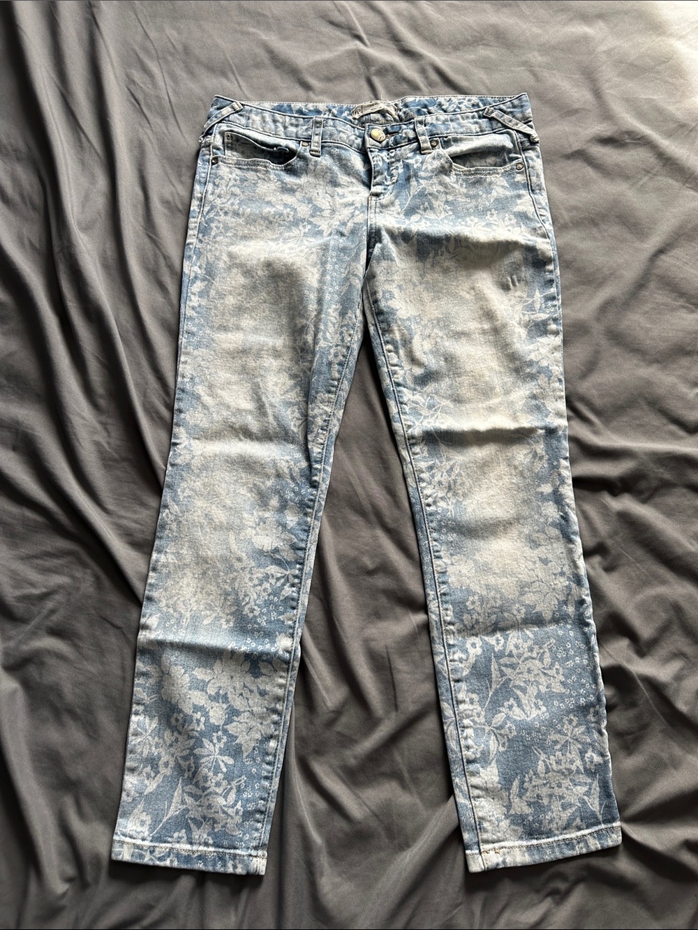 Free People Floral Bleach-Wash Straight-Leg Jeans - Light Blue